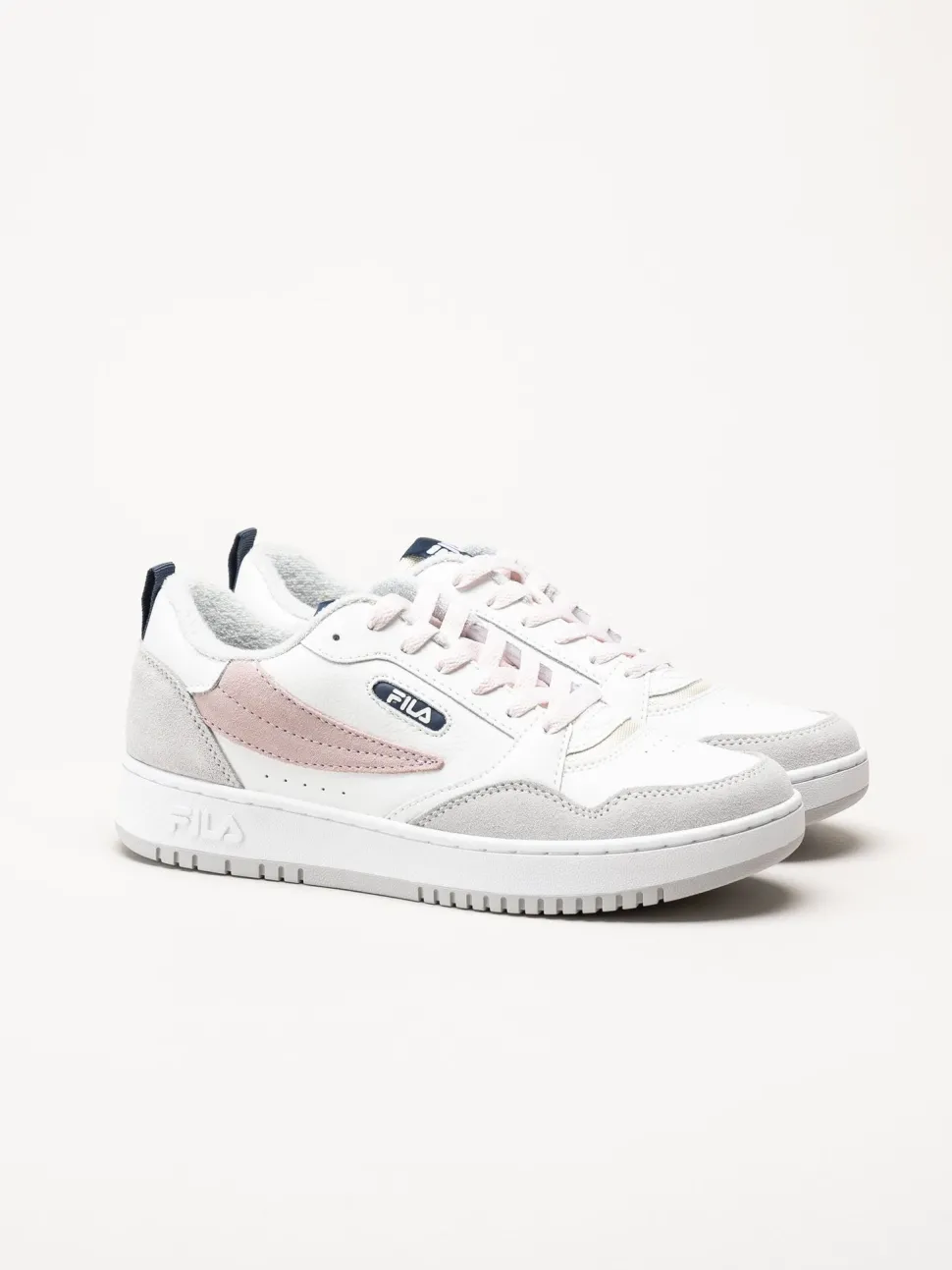 FILA - Riser L - Vita sneakers i skinn och mocka