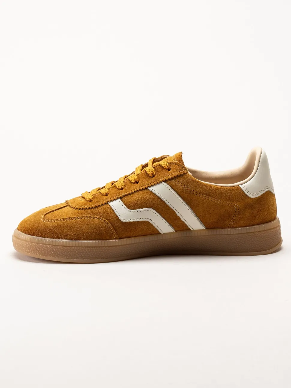 Gant Footwear - Cuzima Sneaker - Mörkgula retro sneakers i mocka med skinndetaljer