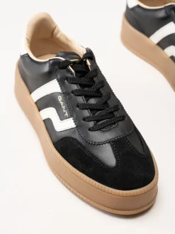 Gant Footwear - Cuzmani - Svarta retro platåsneakers i skinn och mocka
