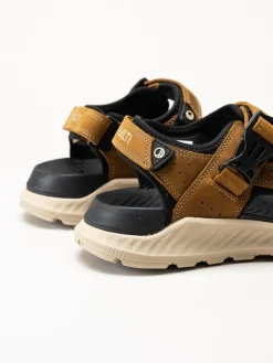 Halti - Bruna sportiga sandaler i oljat skinn