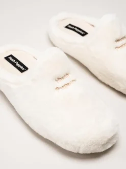 Hush Puppies - Olivia - Vita fluffiga slip in tofflor
