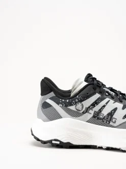Icebug - Järv RB9X - Svartvita sneakers i textil