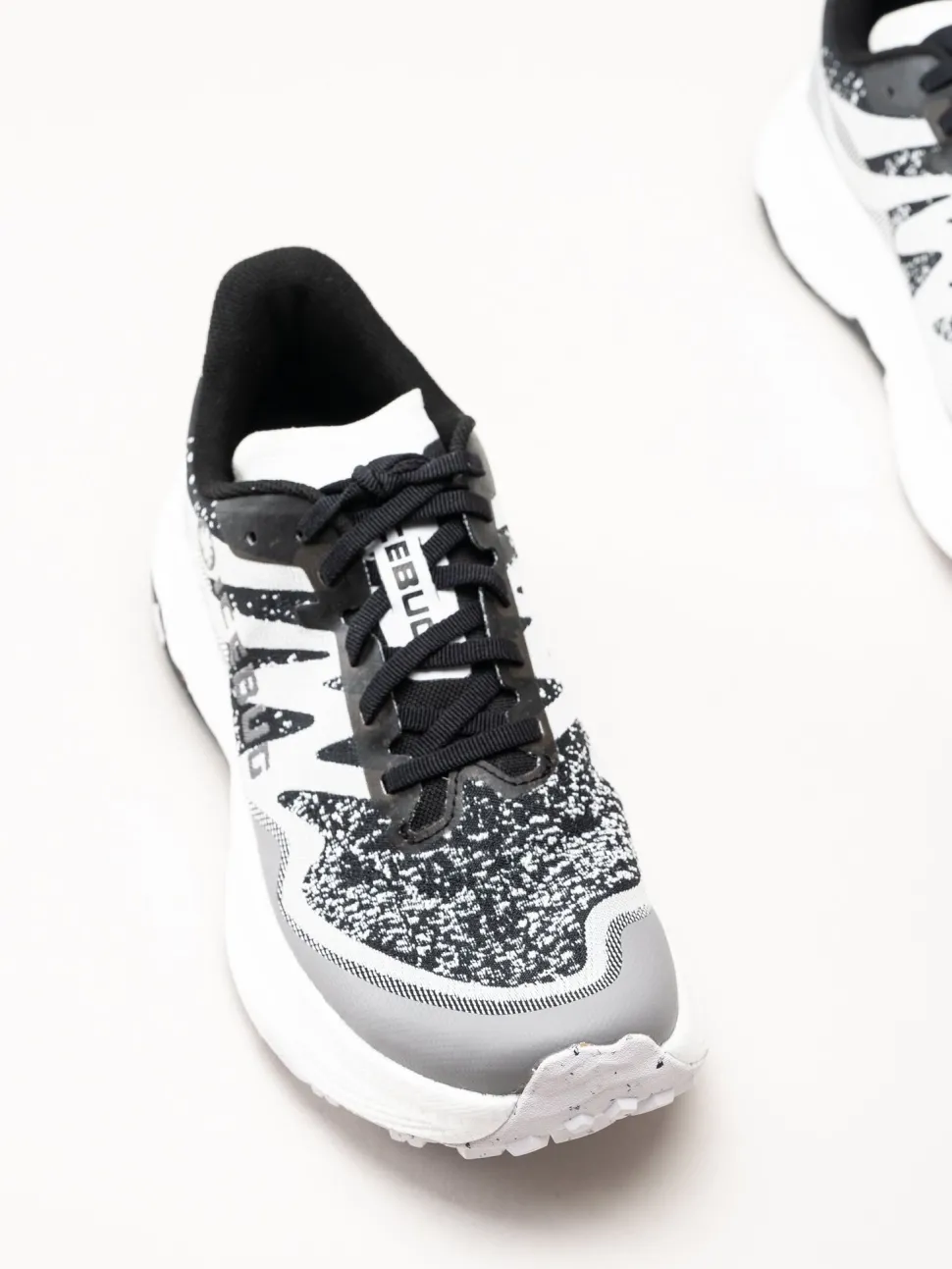 Icebug - Järv RB9X - Svartvita sneakers i textil