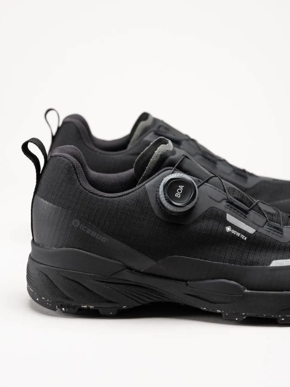 Icebug - Rover 2 Mens BUGrip - Svarta promenadskor med dubbar