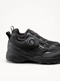 Icebug - Rover 2 Wmns BUGrip GTX - Svarta promenadskor med dubbar