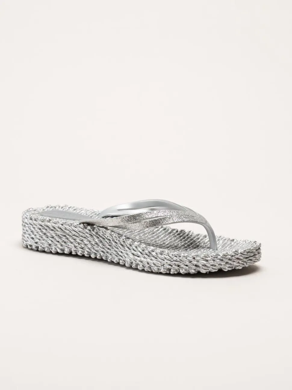Ilse Jacobsen - Cheerful 13 - Silverfärgade flip flop med glitterremmar
