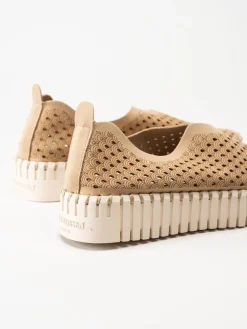 Ilse Jacobsen - Tulip3373 - Beige slip on skor med perforering