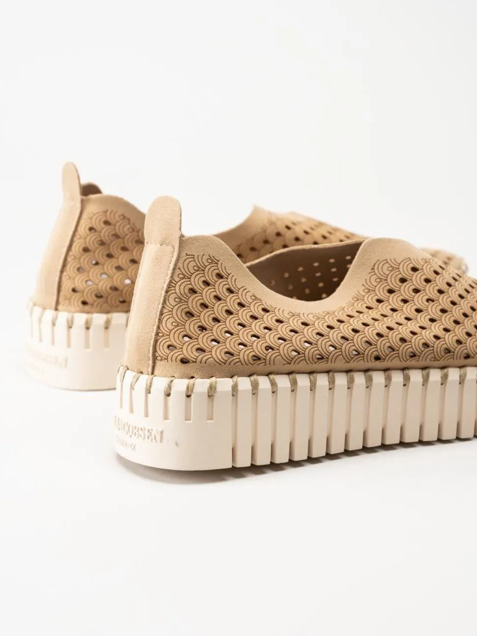 Ilse Jacobsen - Tulip3373 - Beige slip on skor med perforering
