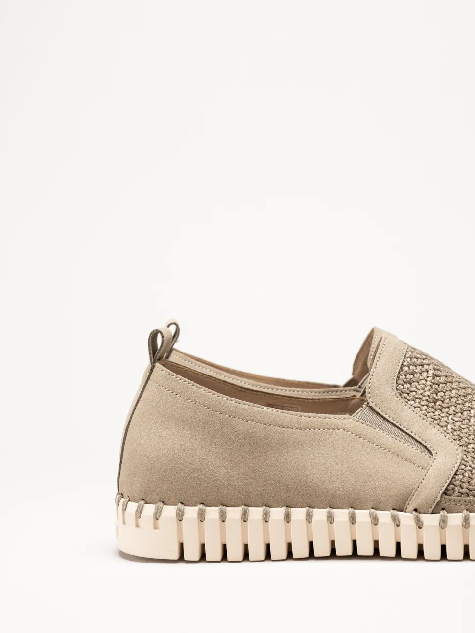 Ilse Jacobsen - Tulip Men - Beige slip on skor