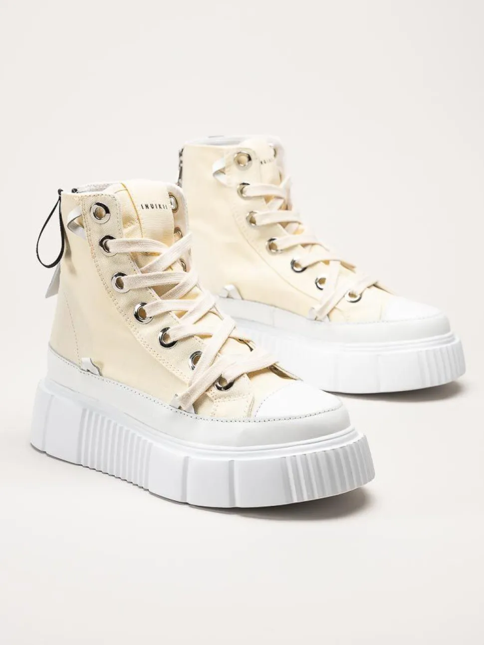 Inuikii - Canvas High 23 - Gula höga sneakers med platåsula