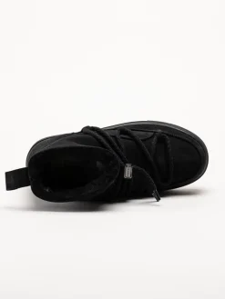 Inuikii - Classic Low - Svarta låga mocka boots