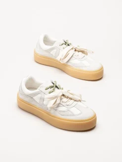 Inuikii - Lynn - Vita sneakers i mocka