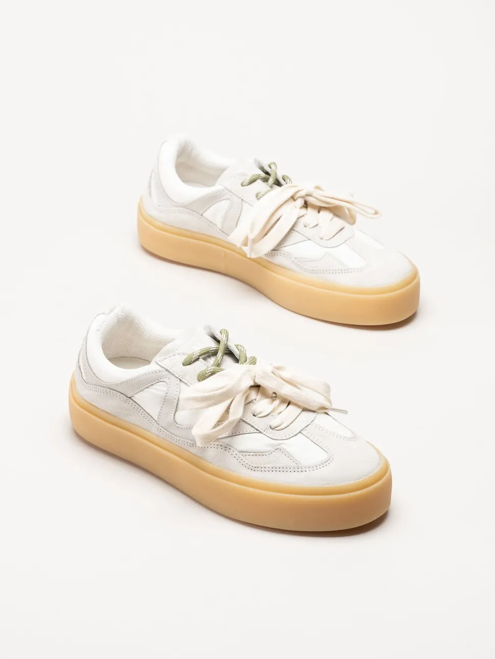 Inuikii - Lynn - Vita sneakers i mocka