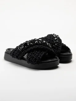 Inuikii - Woven Stones - Svarta slip in sandaler i virkad textil