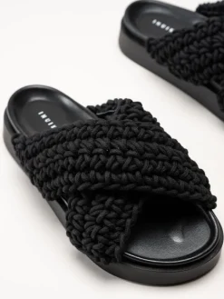 Inuikii - Woven - Svarta virkade sandaler
