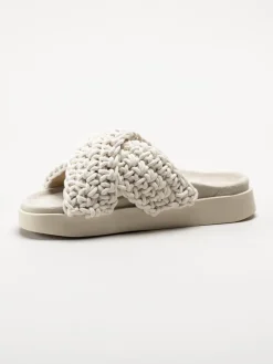Inuikii - Woven - Vita slip in sandaler i virkad textil