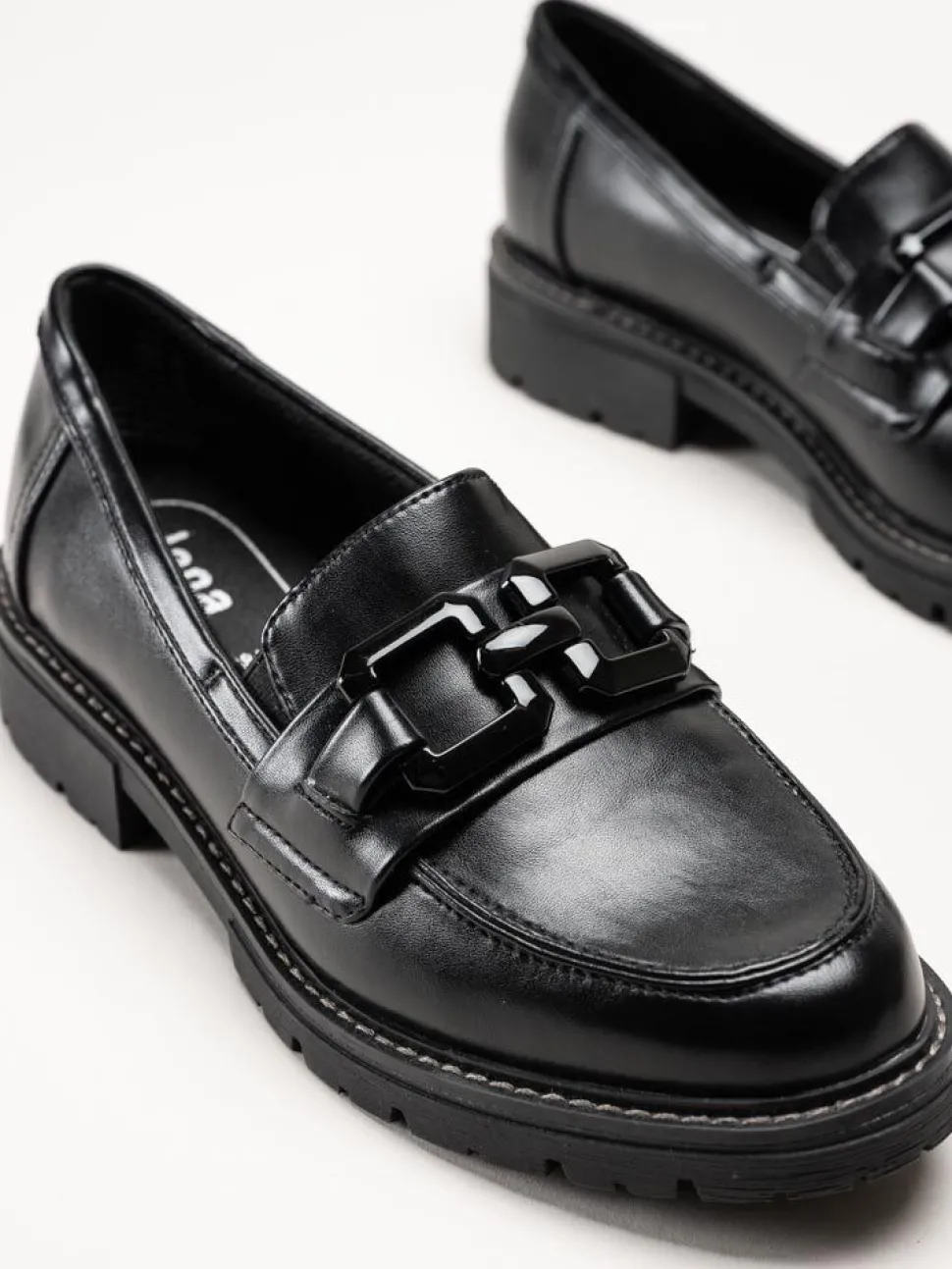 Jana - Svarta loafers i skinnimitation