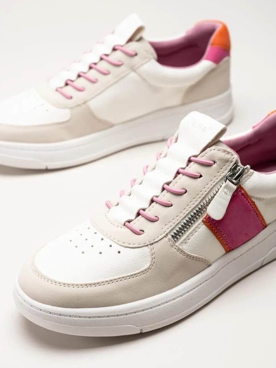 Jana - Vita multifärgade sneakers