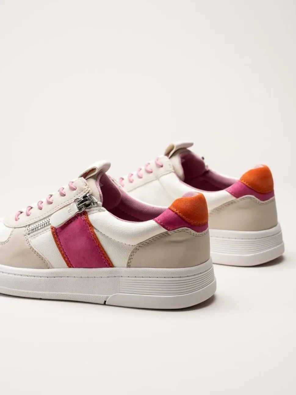 Jana - Vita multifärgade sneakers