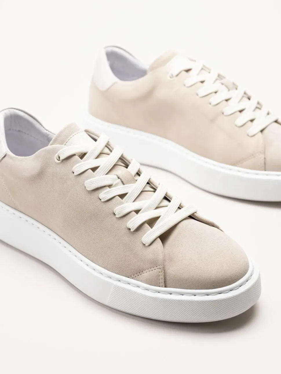 Johnny Bulls - Beige sneakers i mocka