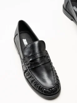 Johnny Bulls - Brooklyn - Svarta loafers i skinn