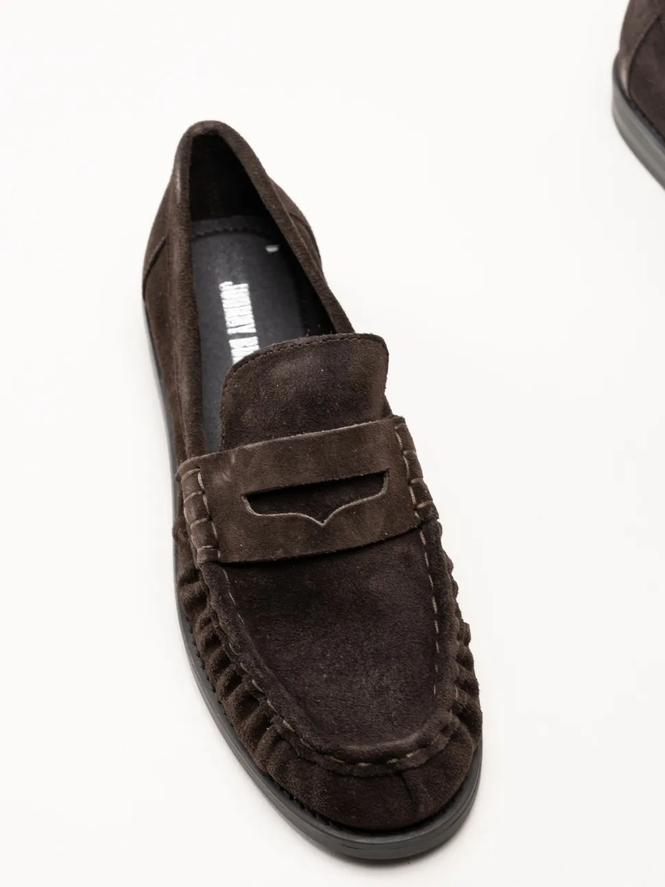 Johnny Bulls - Soho - Mörkbruna loafers i mocka