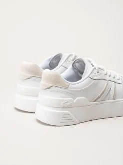Lacoste - L002 EVO - Vita sneakers i skinn och mocka