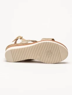 Lunar - 246Allegra - Guldfärgade sandaletter