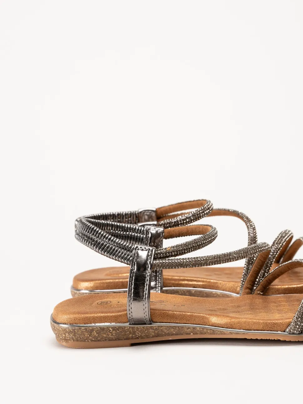 Lunar - 246Cortez - Silverfärgade sandal