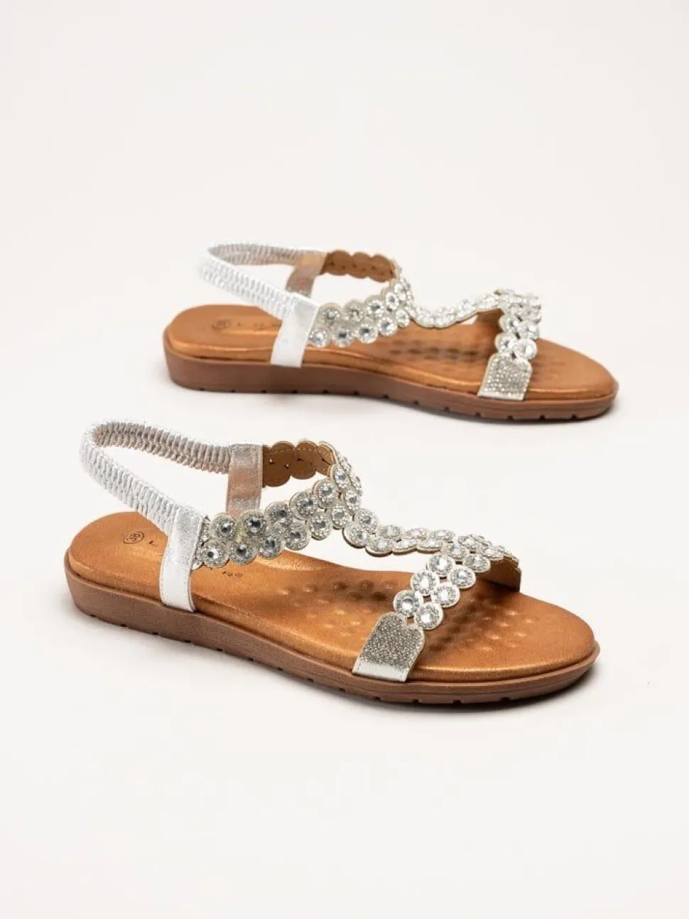 Lunar - Silvriga sandaler med strass-stenar