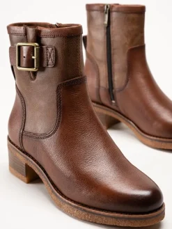 Marco Tozzi - Ljusbruna boots i skinn