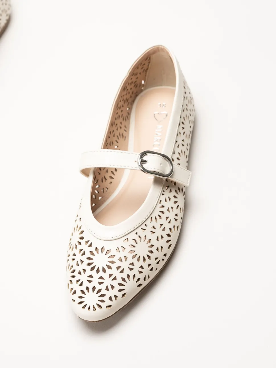 Marco Tozzi - Offwhite ballerinaskor med sleif
