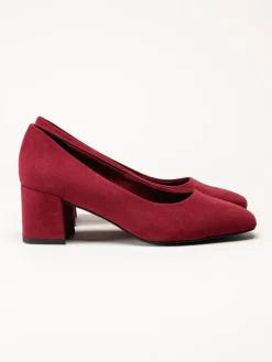 Marco Tozzi - Röda pumps i mockaimitation