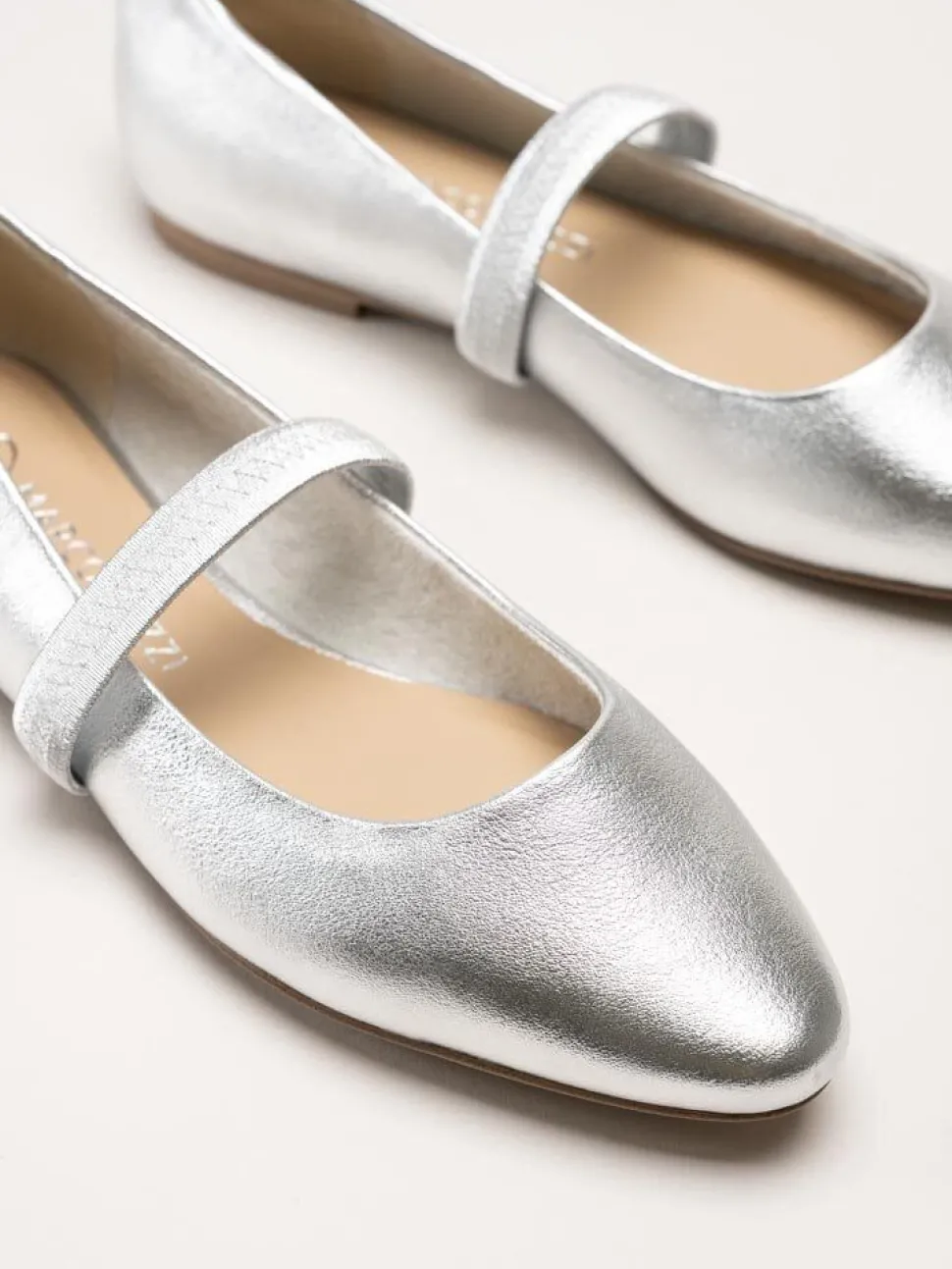 Marco Tozzi - Silverfärgade ballerinaskor