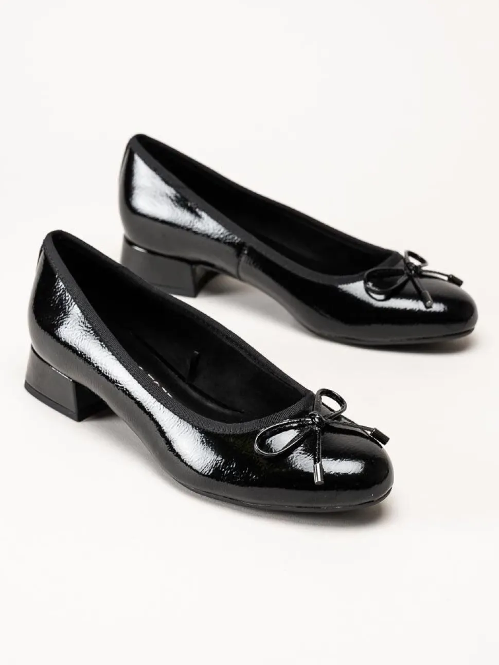 Marco Tozzi - Svarta ballerina pumps i lack