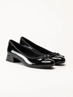 Marco Tozzi - Svarta ballerina pumps i lack