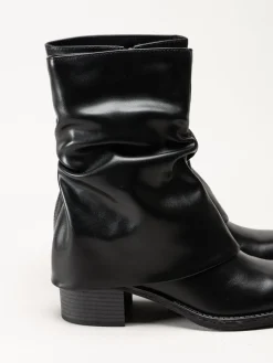 Marco Tozzi - Svarta boots med nedvikt skaft