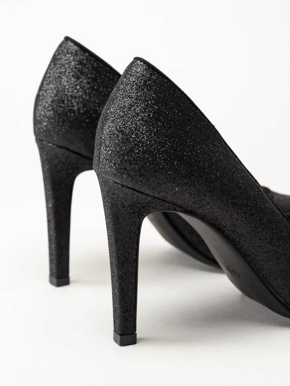 Marco Tozzi - Svarta glitterpumps