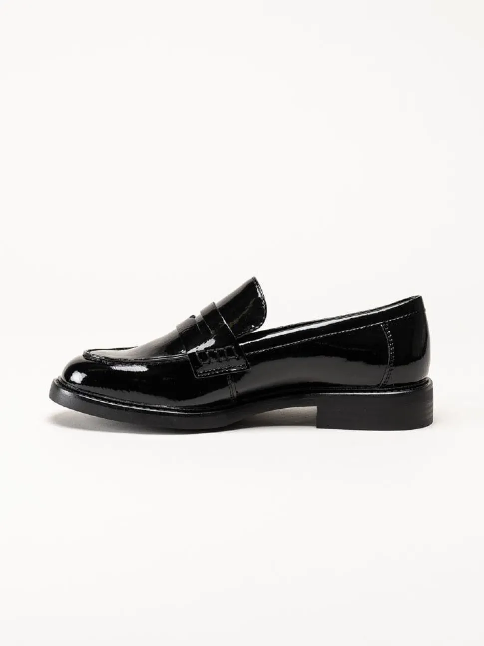 Marco Tozzi - Svarta loafers i syntetlack