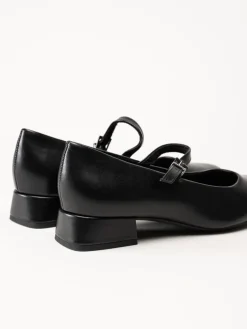 Marco Tozzi - Svarta pumps i skinnimitation