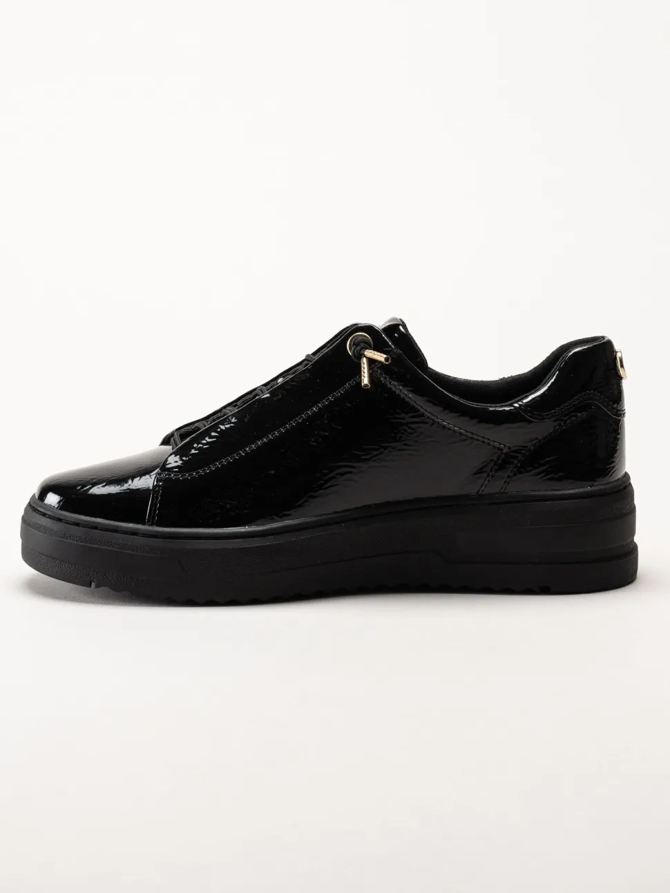 Marco Tozzi - Svarta sneakers i syntetlack med gulddetaljer