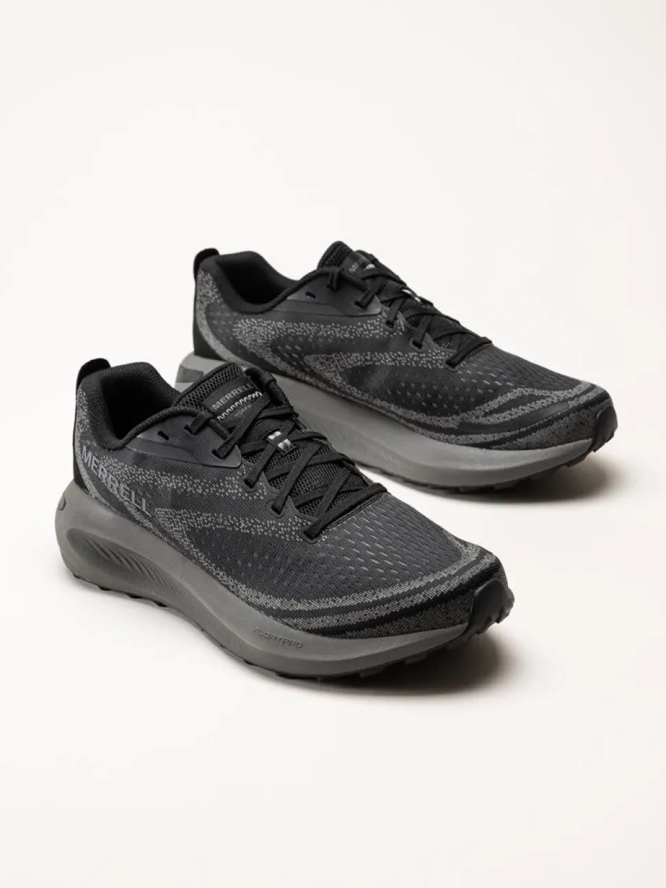 Merrell - MORPHLITE - Svarta löparskor i textil