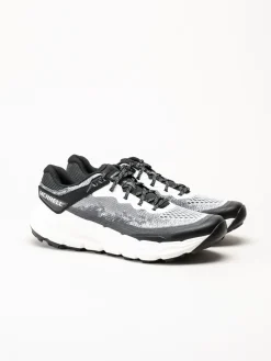 Merrell - Nova 4 - Svartvita sneakers i mesh