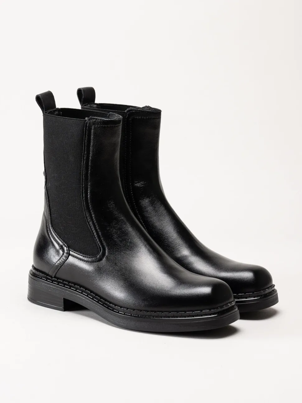 Mjus - Dekster - Svarta chelsea boots i skinn