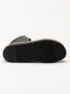 New Feet - Svarta kängor i skinn