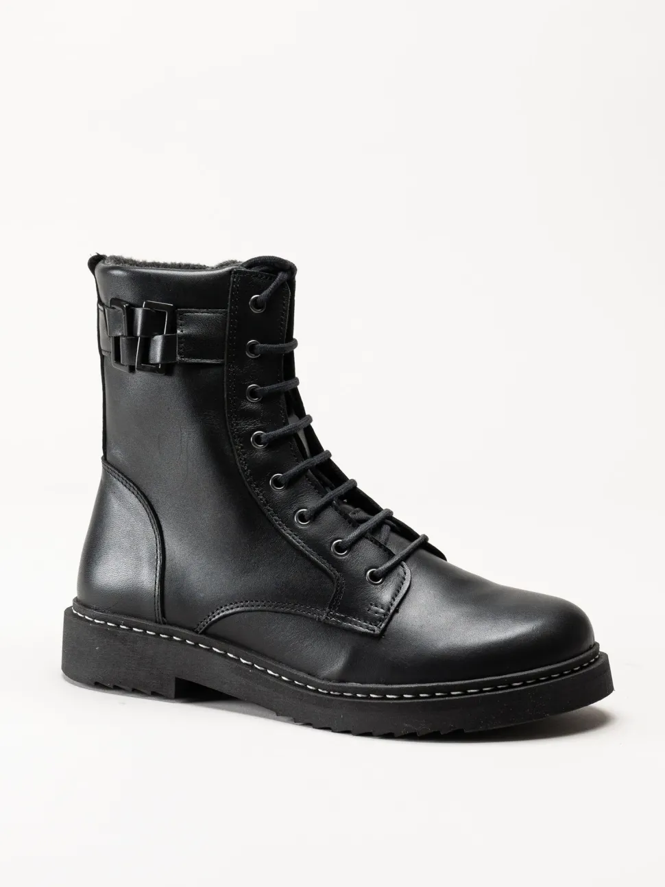 New Feet - Svarta kängor i skinn med Tex-membran