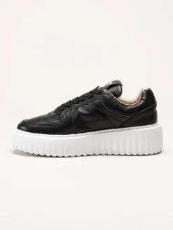 Philip Hog - Nina - Svarta platåsneakers i skinn