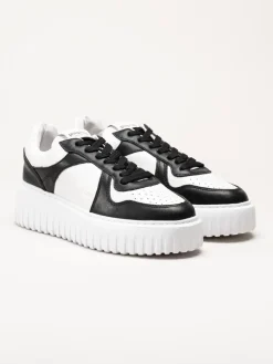 Philip Hog - Nina - Svart-vita platåsneakers i skinn