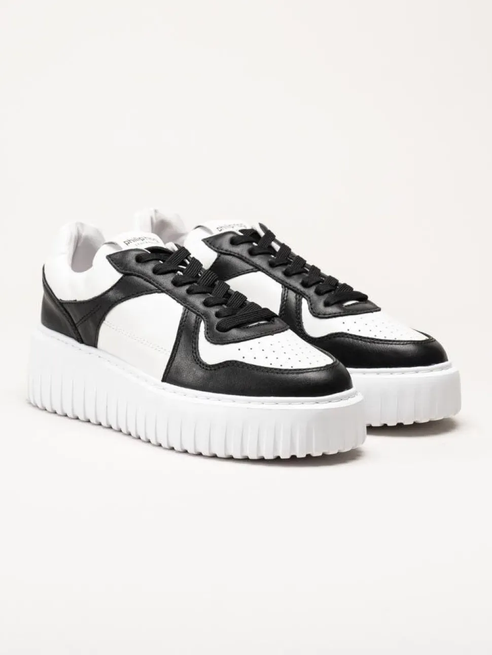 Philip Hog - Nina - Svart-vita platåsneakers i skinn