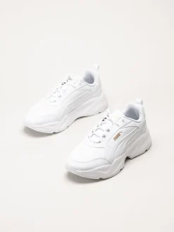 Puma - Cassia 2.0 - Vita sneakers i skinnimitation